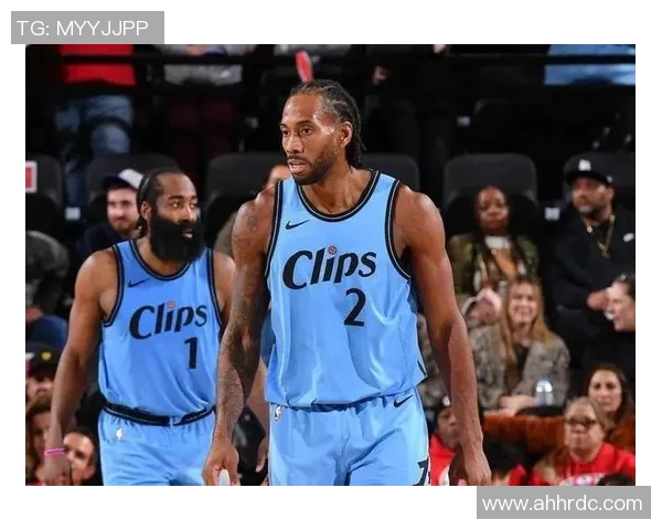 快船队卫冕之路不平坦,主力球员频频受伤 快船队卫冕之路不平坦,主力球员频频受伤