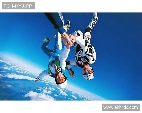 极限运动战术解析：杭州极限运动队的灵活转换与战术创新探讨